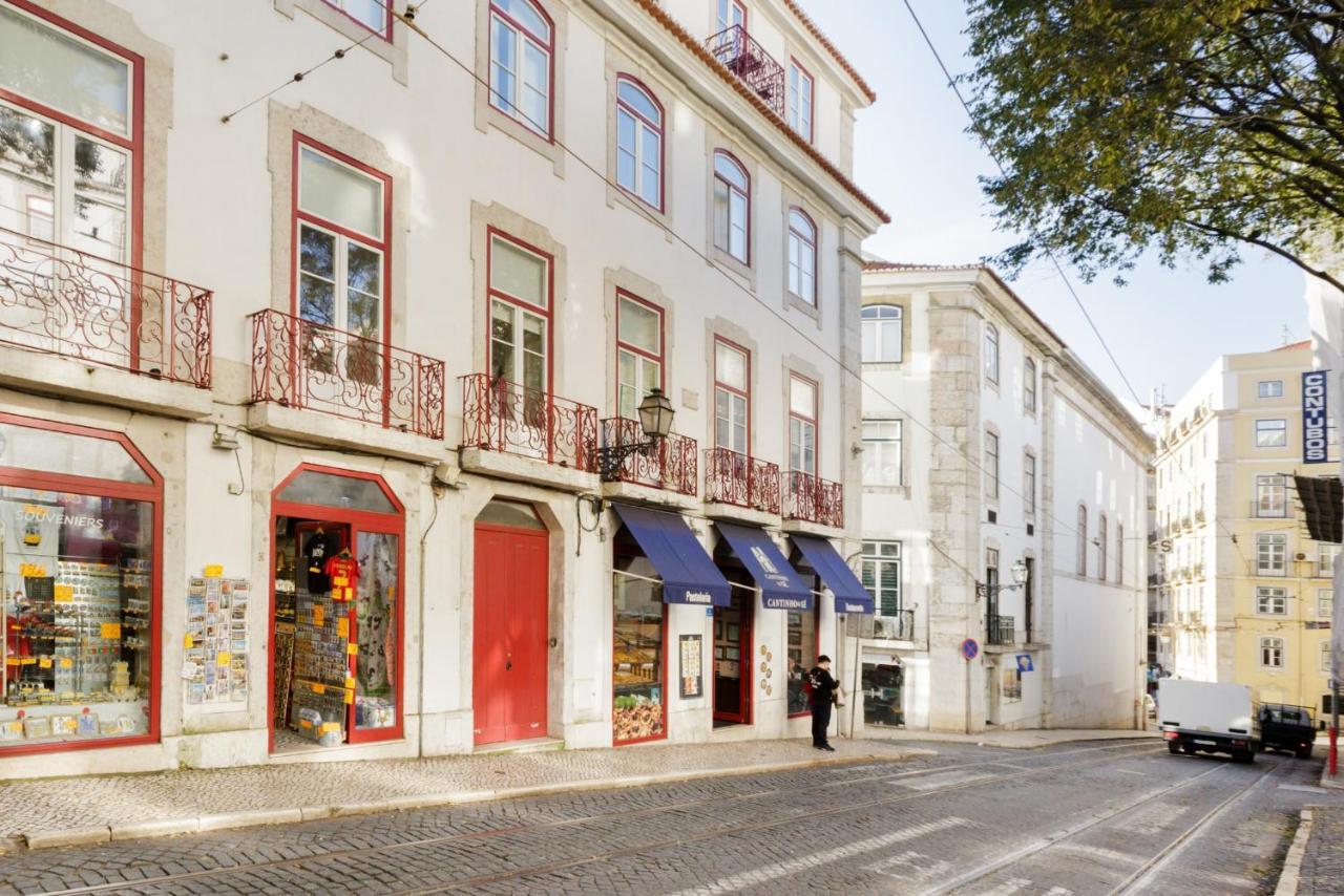 Apartamento Alfama Sophisticate Flat With Balconies 2Bedrs 2Baths & Ac In 19Th Century Building Historic Center Lisboa Exterior foto